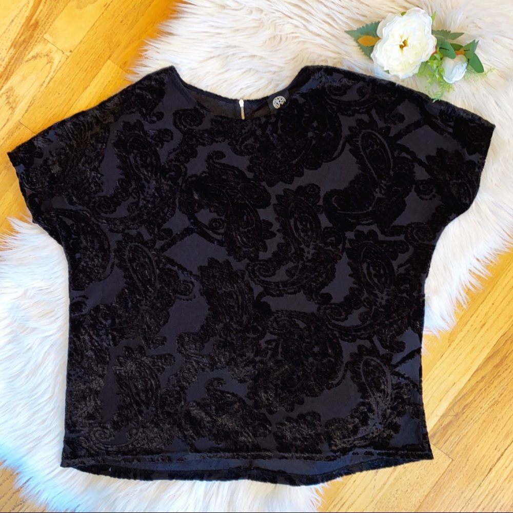 Bobeau Black Velvet Floral Blouse